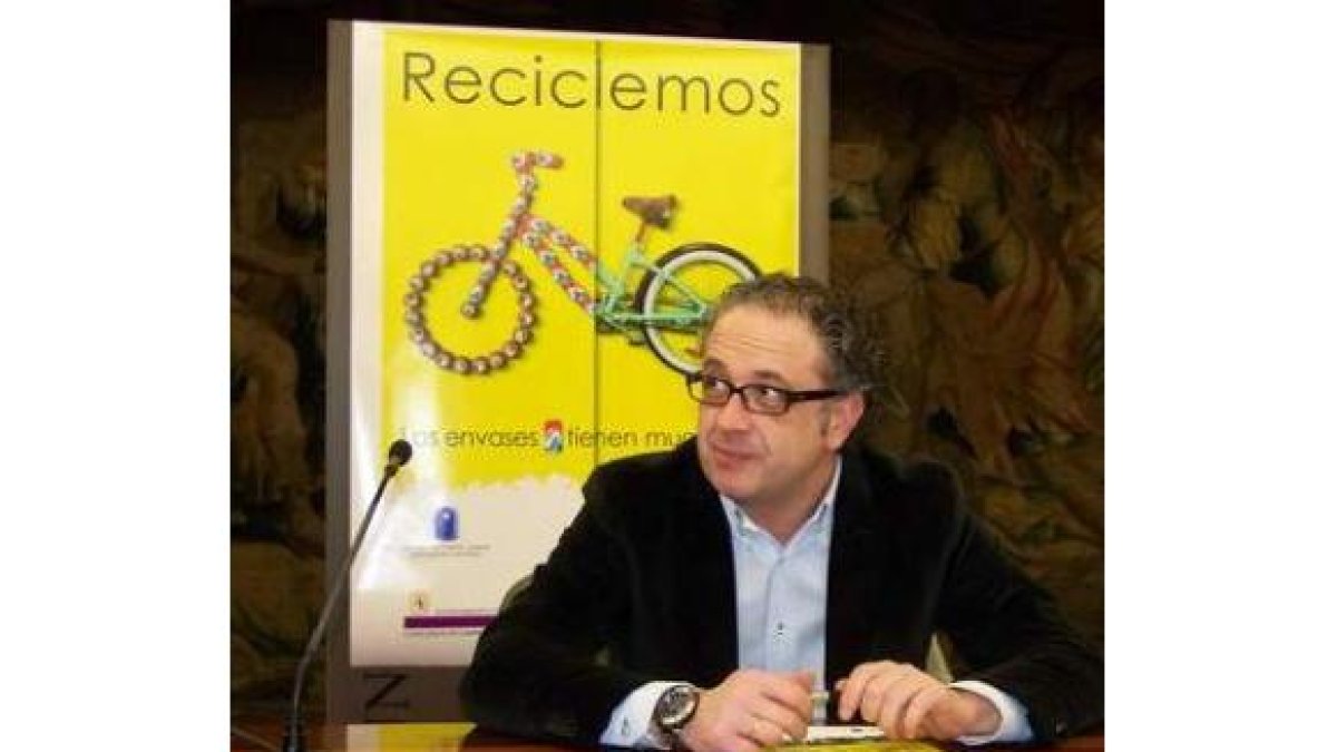 Javier Chamorro presentó la campaña y los datos.