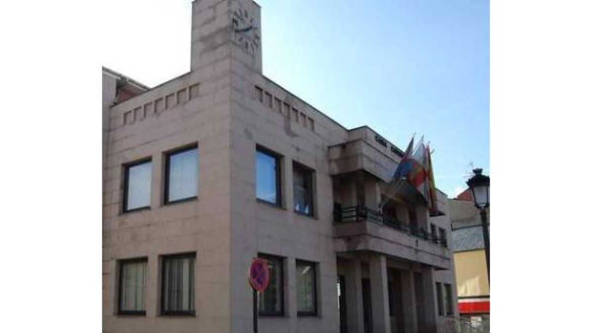 Los solistas abrieron el concierto de gala en el Bergidum organizado por el aula Esteban de la Puent