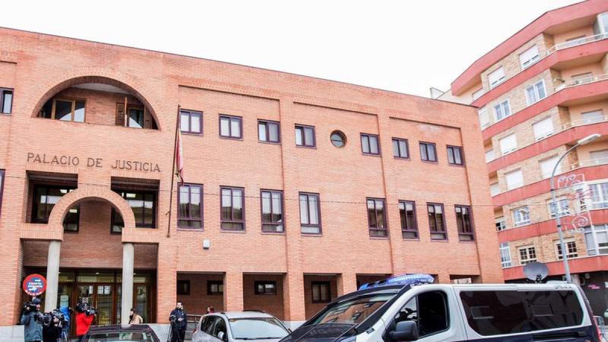 La investigación se centra en determinar si existe el video. SANTAMARÍA
