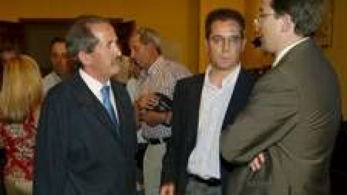 Ángel Escuerdo escuchaba a Mañueco, en presencia de López Benito, en una imagen de hace dos años