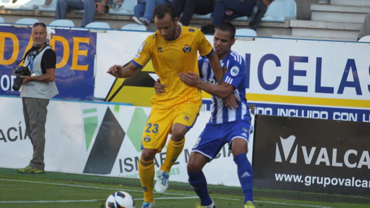 La Deportiva nunca ha ganado al Alcorcón en sus enfrentamientos en Santo Domingo.