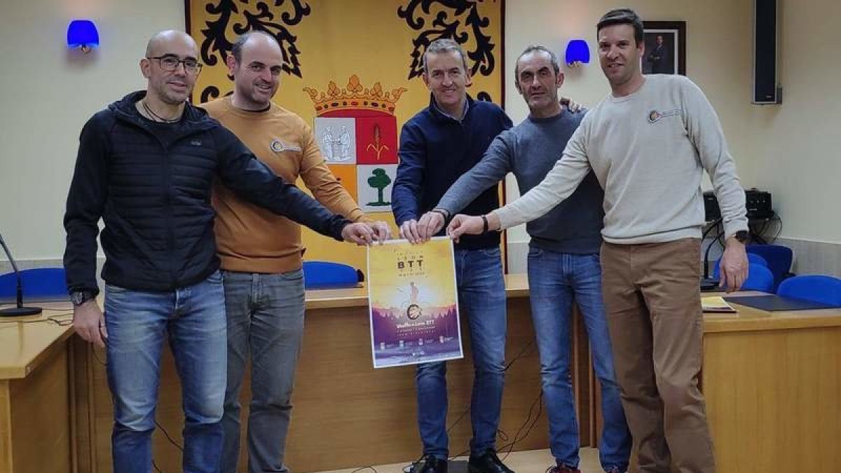 Ángel Fernández, Israel Nicolás, Santiago Dorado, José Manuel García y Carlos Jovellar. SPORTEVENT