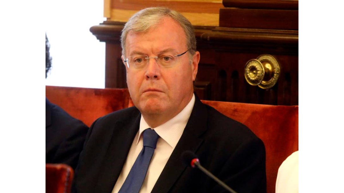 El senador y concejal del PP, Antonio Silván. MARCIANO PÉREZ