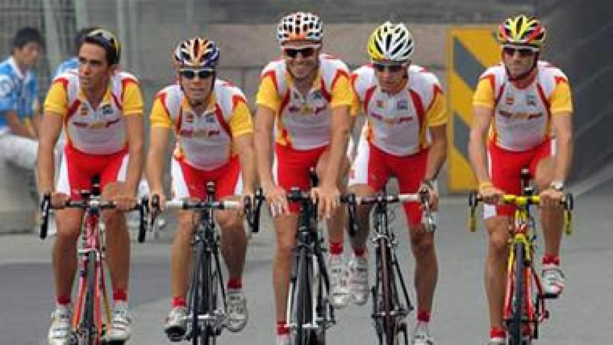 Contador, Freire, Samuel, Sastre y Valverde. Al menos tres de ellos estarán en Ponferrada.