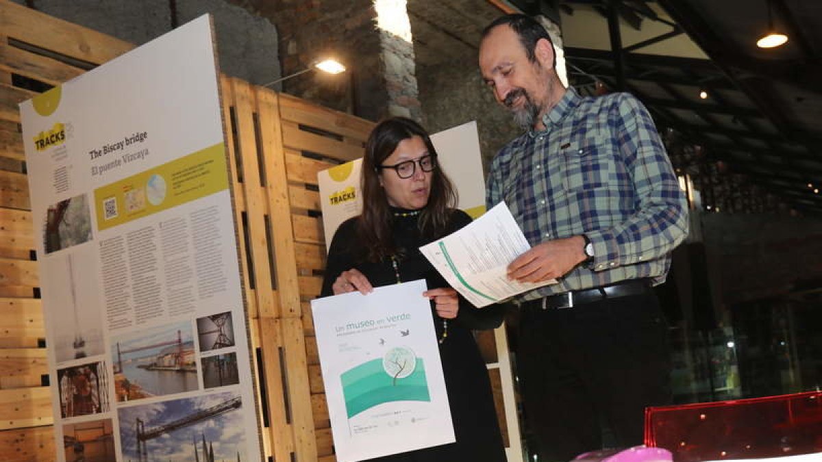 La directora de La Fábrica de la Luz y el director del Centro Ciuden Vivero.