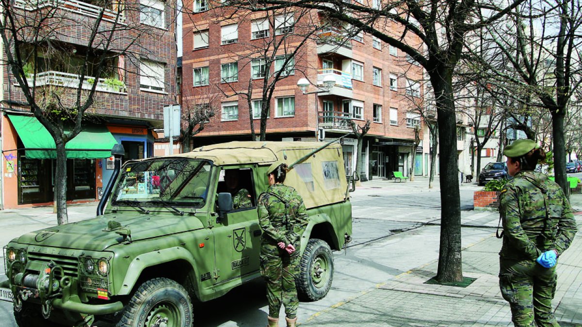 Uno de los primeros destinos, en Ponferrada. L. DE LA MATA