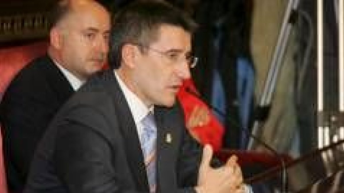 Francisco Fernández, durante su intervención en el pleno de la moción de censura del pasado día 3