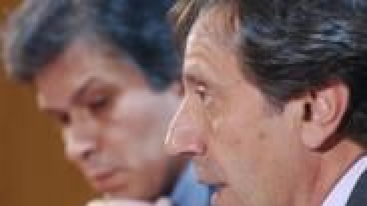 Ángel Villalba y José Luis Conde durante la reunión que mantuvieron ayer