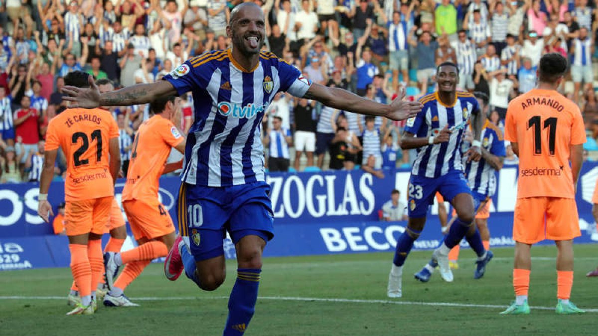 La UD Ibiza ha sido el único equipo que ha perdido esta temporada en El Toralín. ANA F. BARREDO