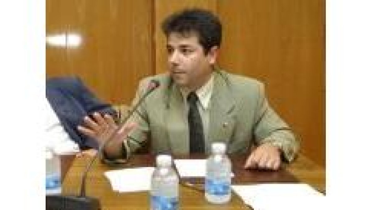 El portavoz del PSOE en Bembibre, Esteban Jesús Carro