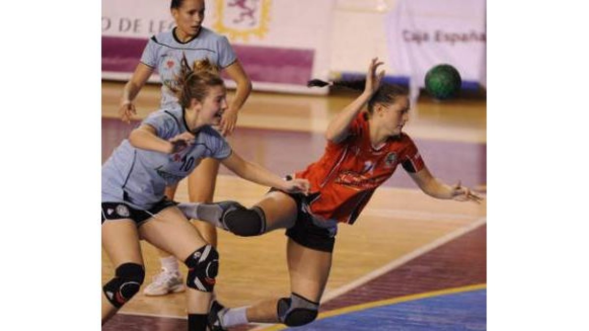 La rusa Ilina en uno de los pocos partidos que jugó.
