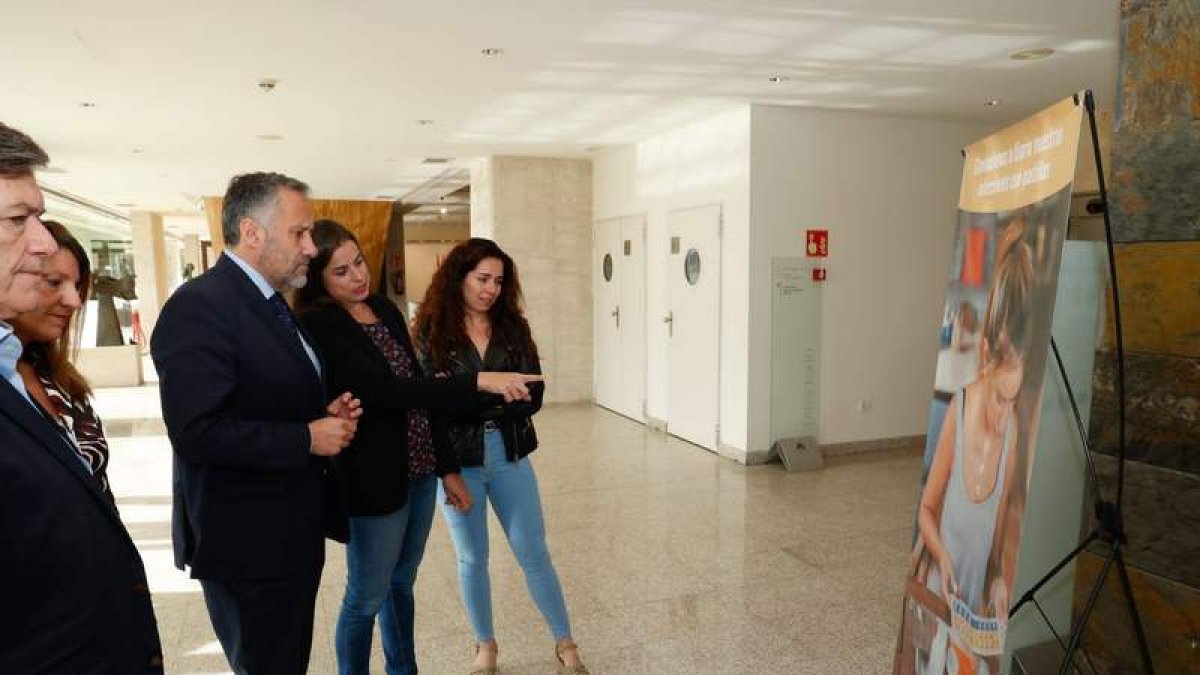Inauguración de la exposición. DL