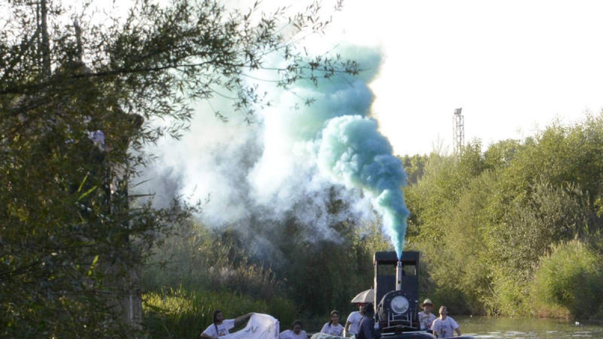 La locomotora, un derroche de imaginación reivindicativa. ACACIO