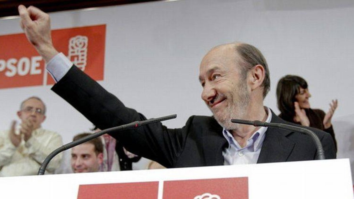 Alfredo Pérez Rubalcaba, en el acto en la sede de UGT.