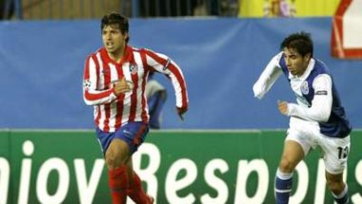 Agüero se lesionó el martes en el partido contra el Oporto.