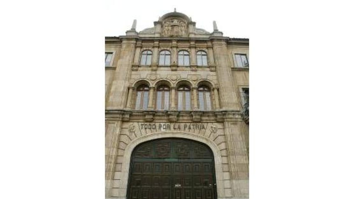 El futuro del convenio de Almansa es una de las preguntas de Amilivia