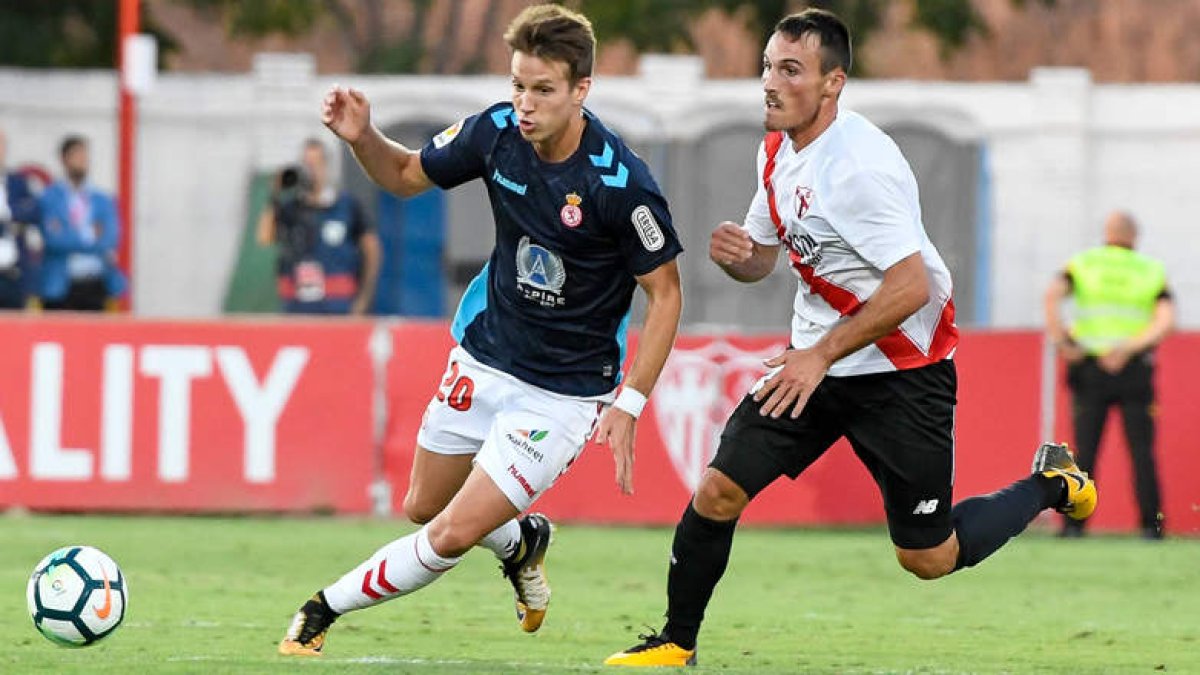 Señé volverá al equipo titular que la Cultural presentará esta tarde ante el Rayo Vallecano una vez recuperado de sus molestias. DAVID DE LA ROSA