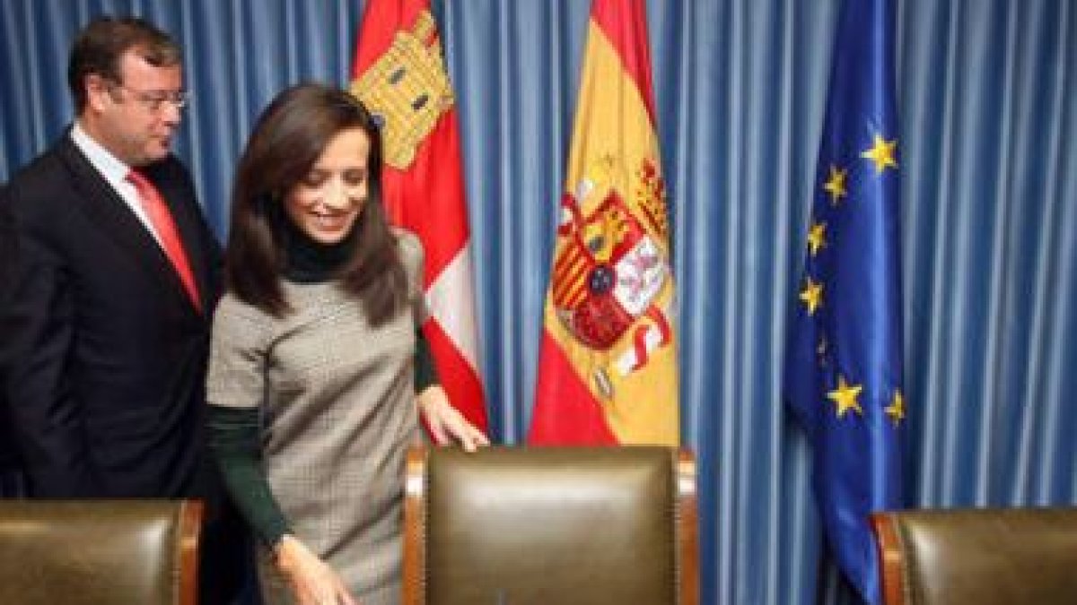 Silván y Corredor, ayer en la firma del convenio en Valladolid.