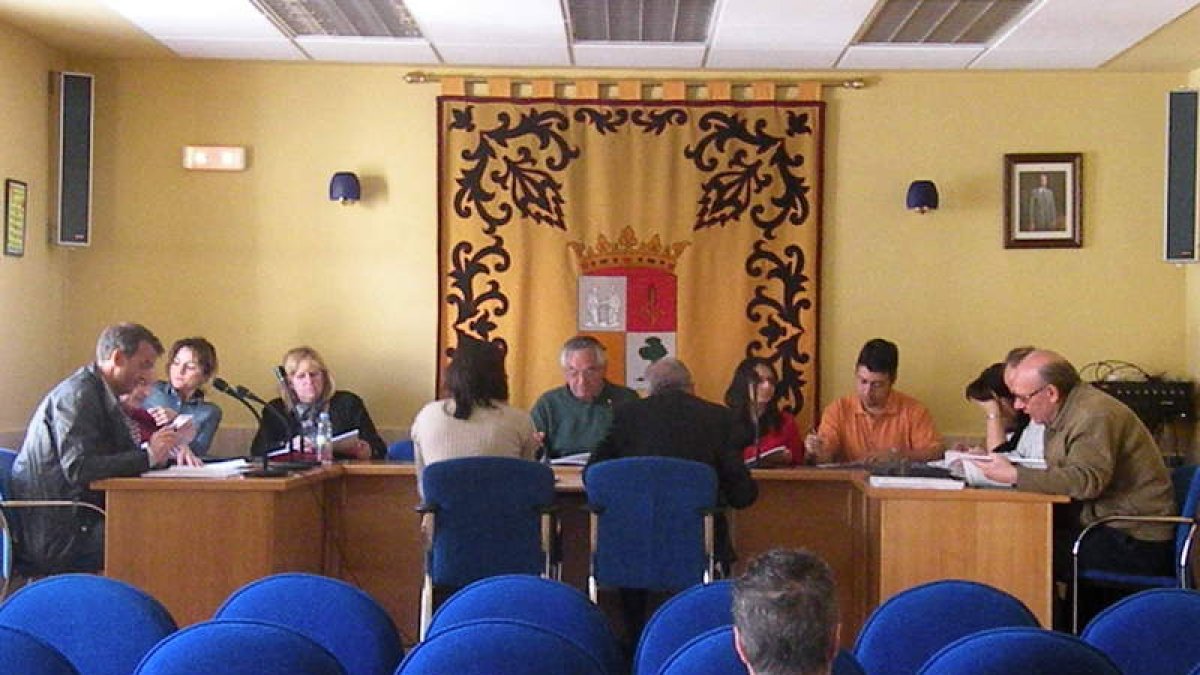 Pleno de La Robla, en una imagen de archivo.