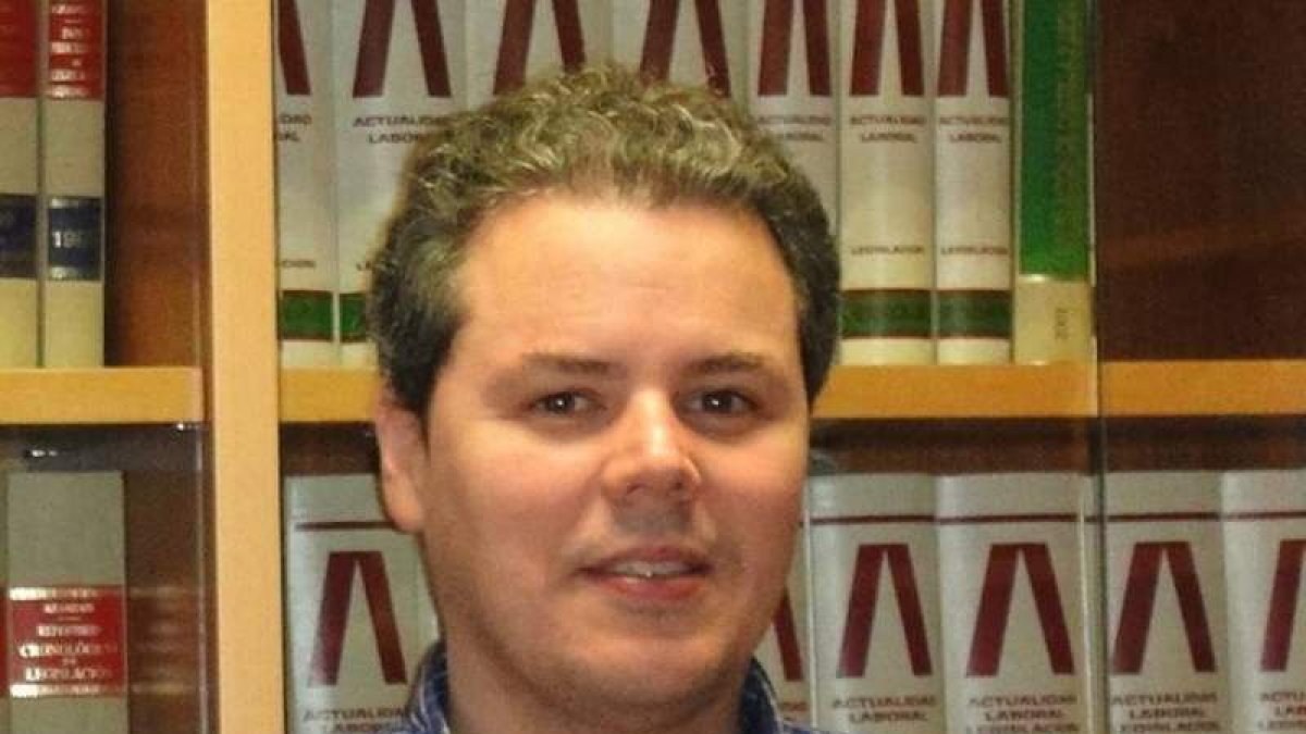Rodrigo Tascón, profesor de Derecho del Trabajo de la ULE.