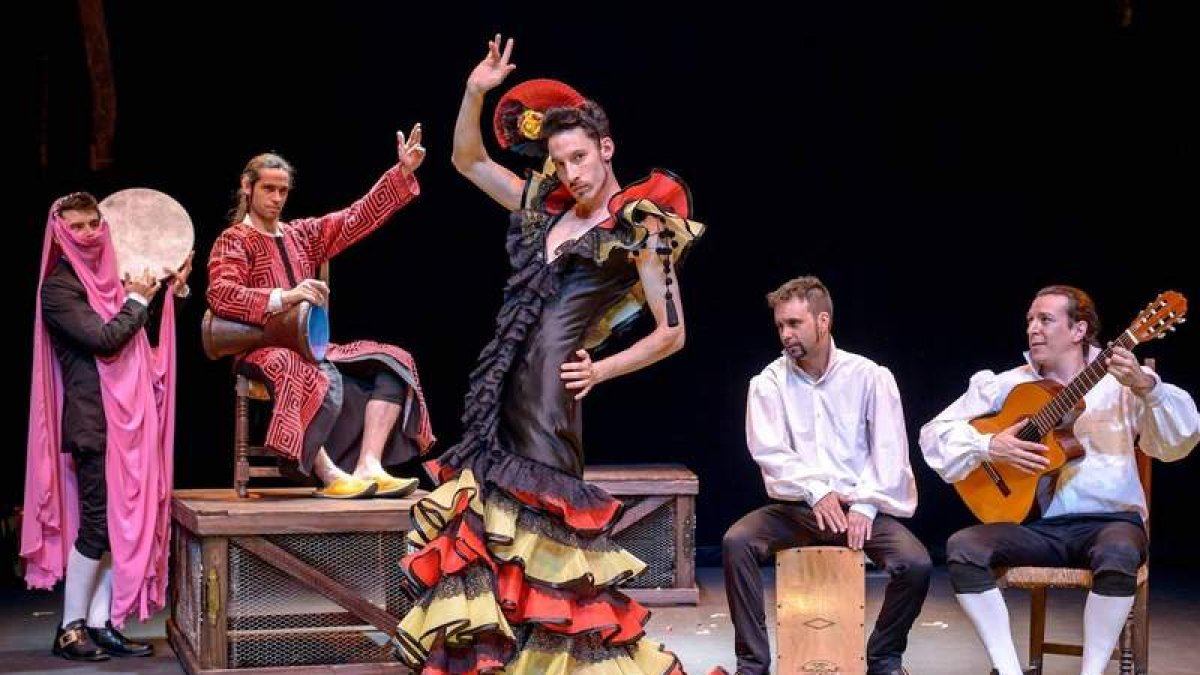 Una escena de ‘Siglo de Oro, siglo de ahora (Folía)’, que llega hoy al Auditorio de la mano de Ron Lalá.