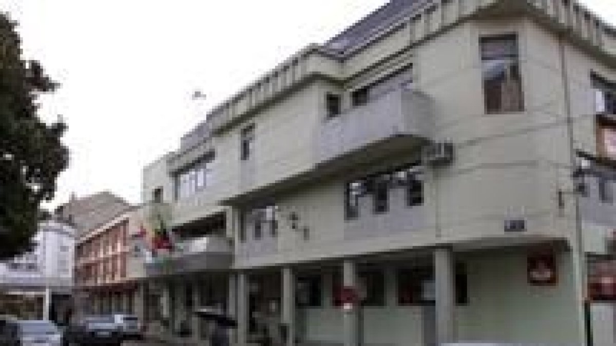 La charla tendrá lugar a partir de las 20.30 horas en la casa consistorial de Cacabelos