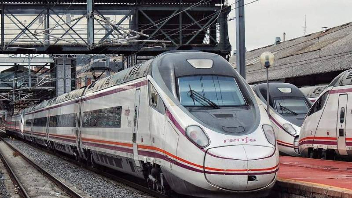 Una rama del 114, que cubre el servicio Avant. ENRIQUE BUENO