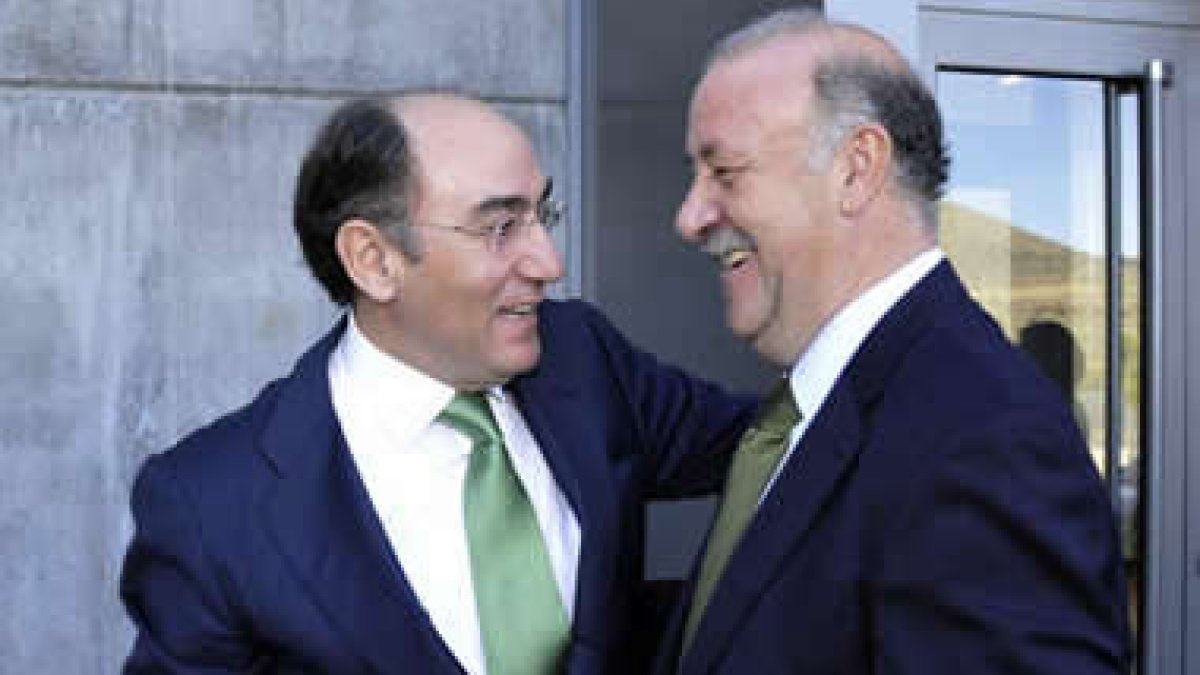 Ignacio Sánchez y Vicente del Bosque, ayer en Segovia