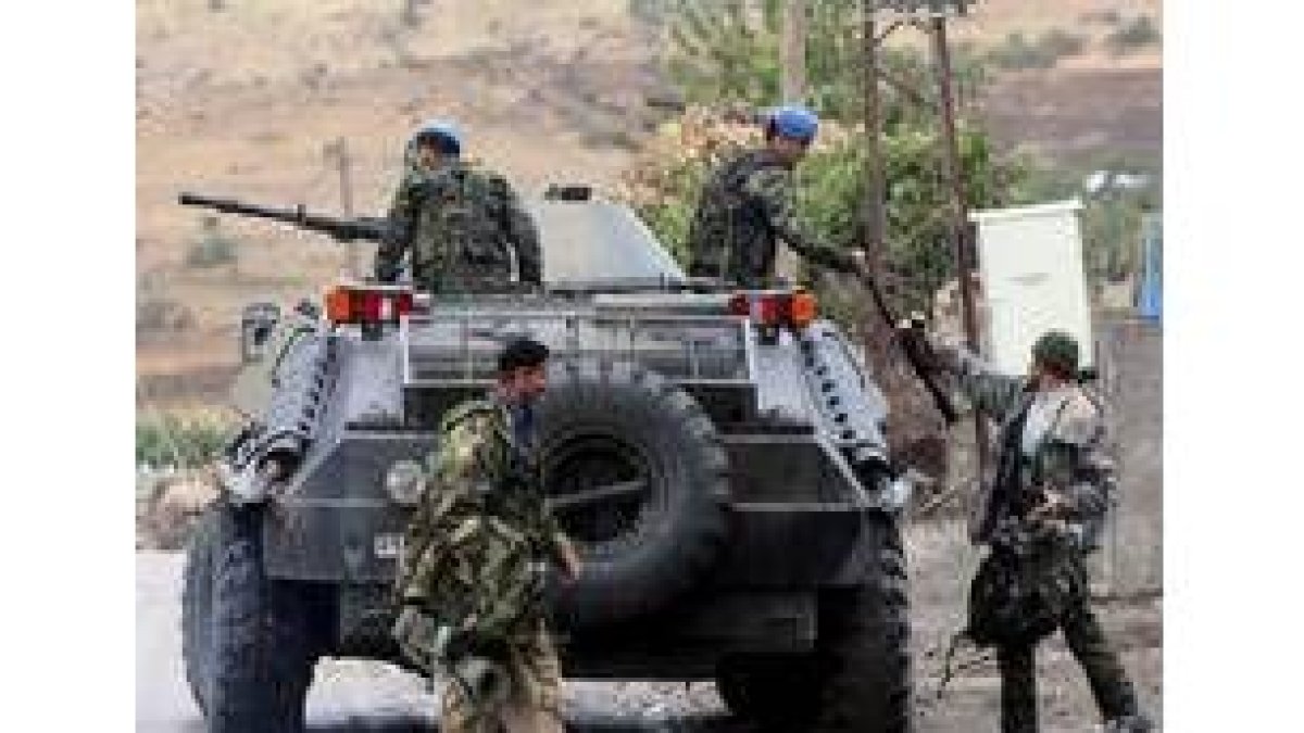 El Ejército turco continúa concentrando tropas en la frontera iraquí