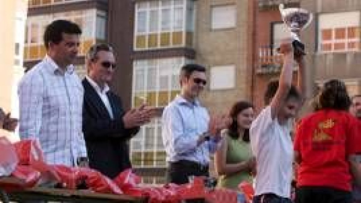 La entrega de trofeos cerró la tercera edición del torneo en San Claudio