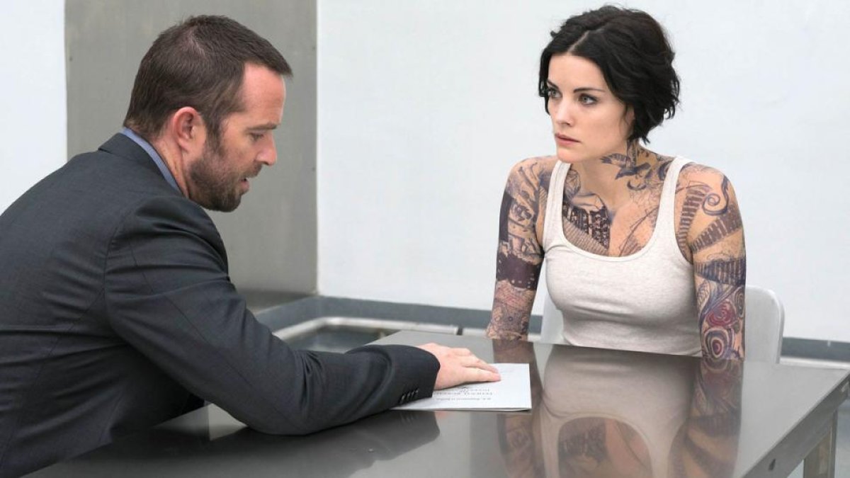 Sullivan Stapleton y Jaimie Alexander, protagonistas de 'Blindspot'.