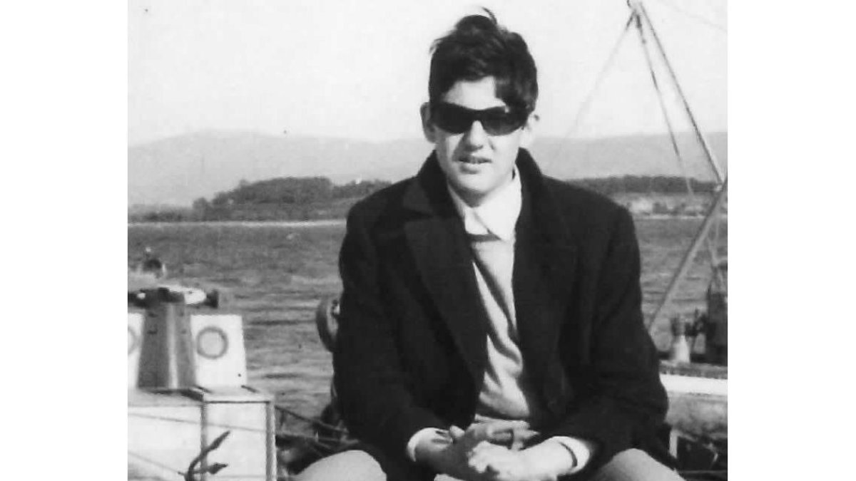 Rajoy vivió en León hasta los 15 años. Esta foto fue tomada en O Grove en abril de 1970