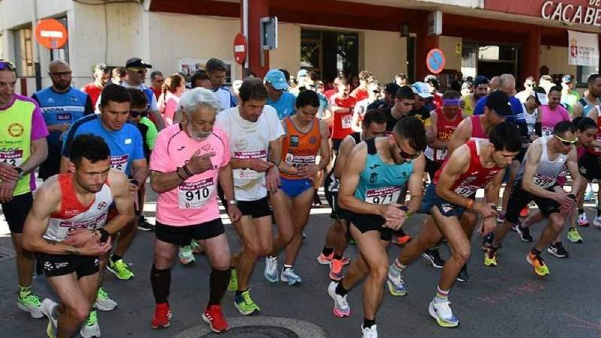 Momento de la salida de la Carrera de Pascua. CARLOS DE FRANCISCO