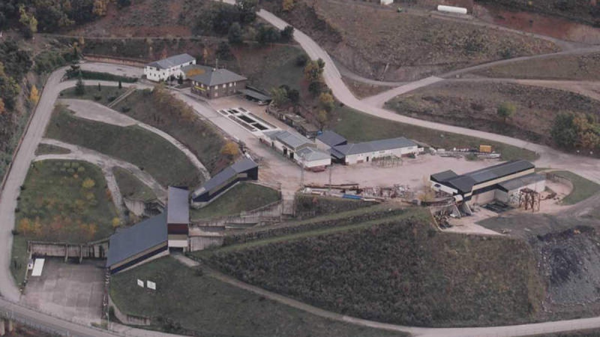 Recinto que alberga la Mina Escuela, en los términos de Folgoso y Torre del Bierzo.