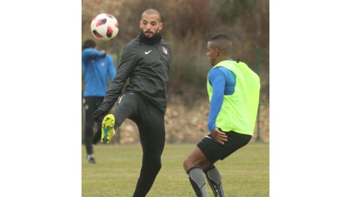 Yuri volverá al once titular de la Deportiva una vez recuperado de sus molestias.