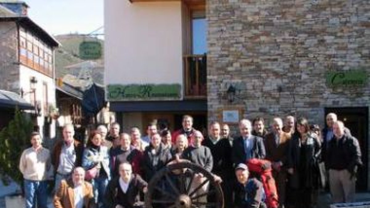 Los hosteleros se reunieron en una posada de Molinaseca