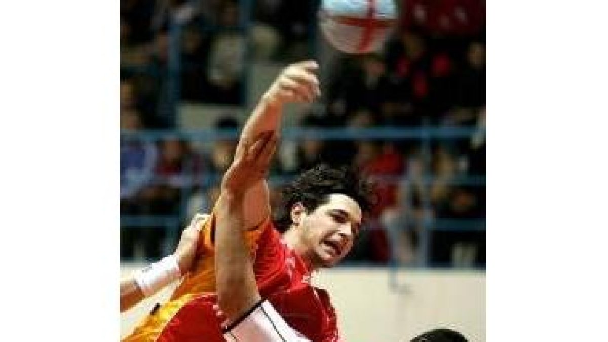 Alberto Entrerríos jugó recuperado de su lesión muscular