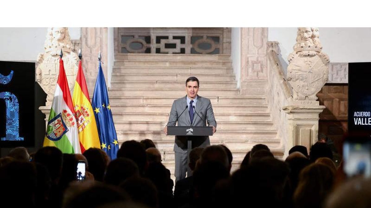 El presidente del Gobierno, Pedro Sánchez, ayer en La Rioja. RAQUEL MANZANARES