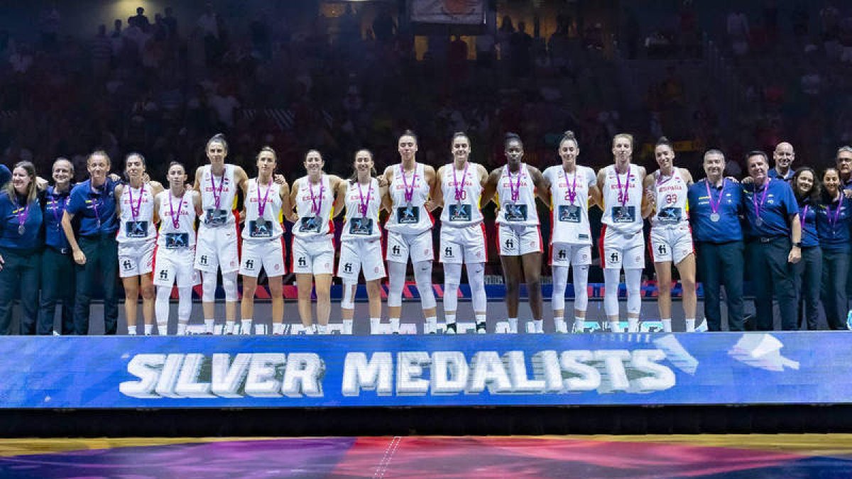La selección española femenina de baloncesto se llevó la plata en el Eurobasket tras perder contra Bélgica en la final. RFEB