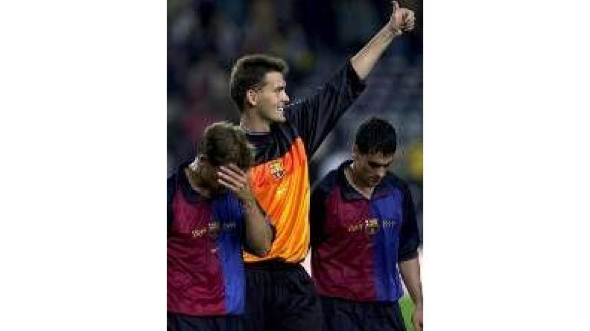 De izquierda a derecha, Frank de Boer, Hesp y Dani