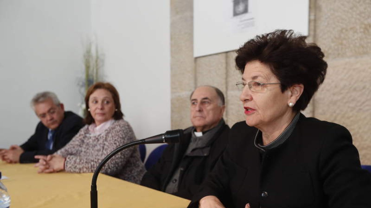 Gregoria Cavero abrió las jornadas de Derechos Humanos. JESÚS