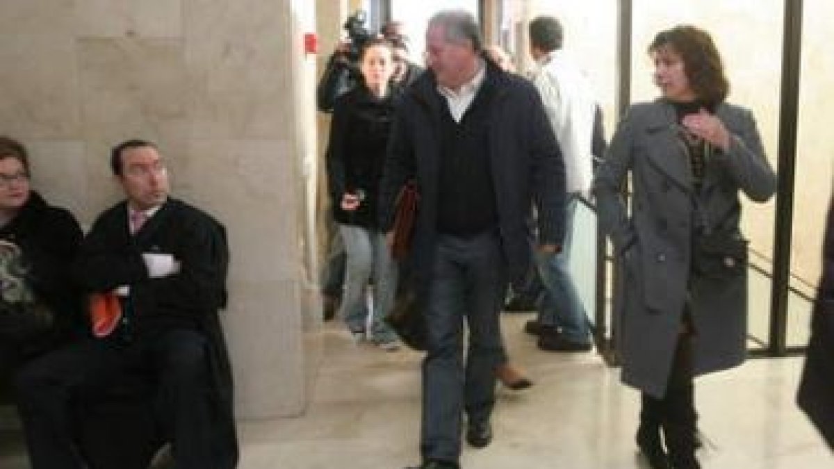 Demetrio Alfonso Canedo, a su llegada al juzgado número cinco de Ponferrada.