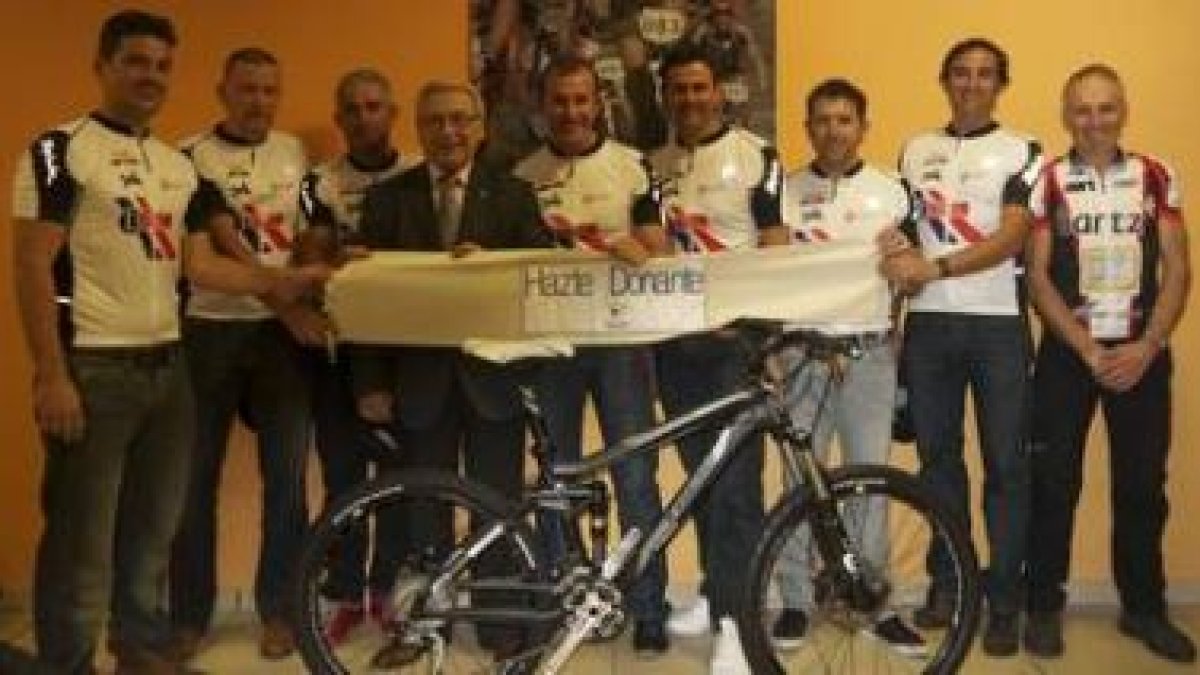 Mario, Jesús, Juanjo, Manceñido, Ramón, Roberto, Carlos, Durán y Javi, protagonistas en la Titan