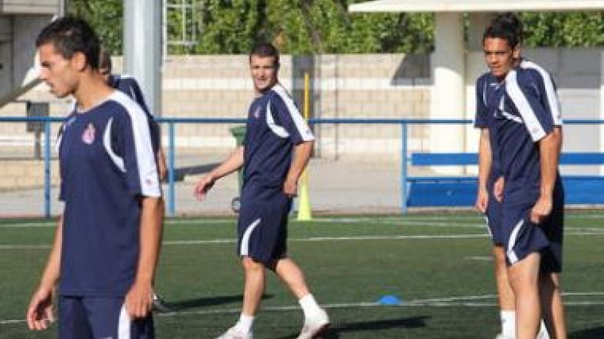 Los jugadores, y el Ayuntamiento, esperan que alguien se haga cargo de la Cultural con dinero.