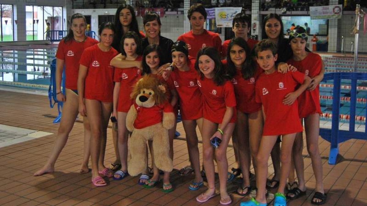 Deportistas del Club Salvamento S.O.S. León.
