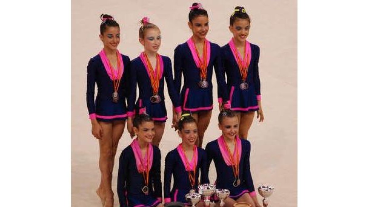 Equipo infantil del Ritmo que compitió en Zaragoza.