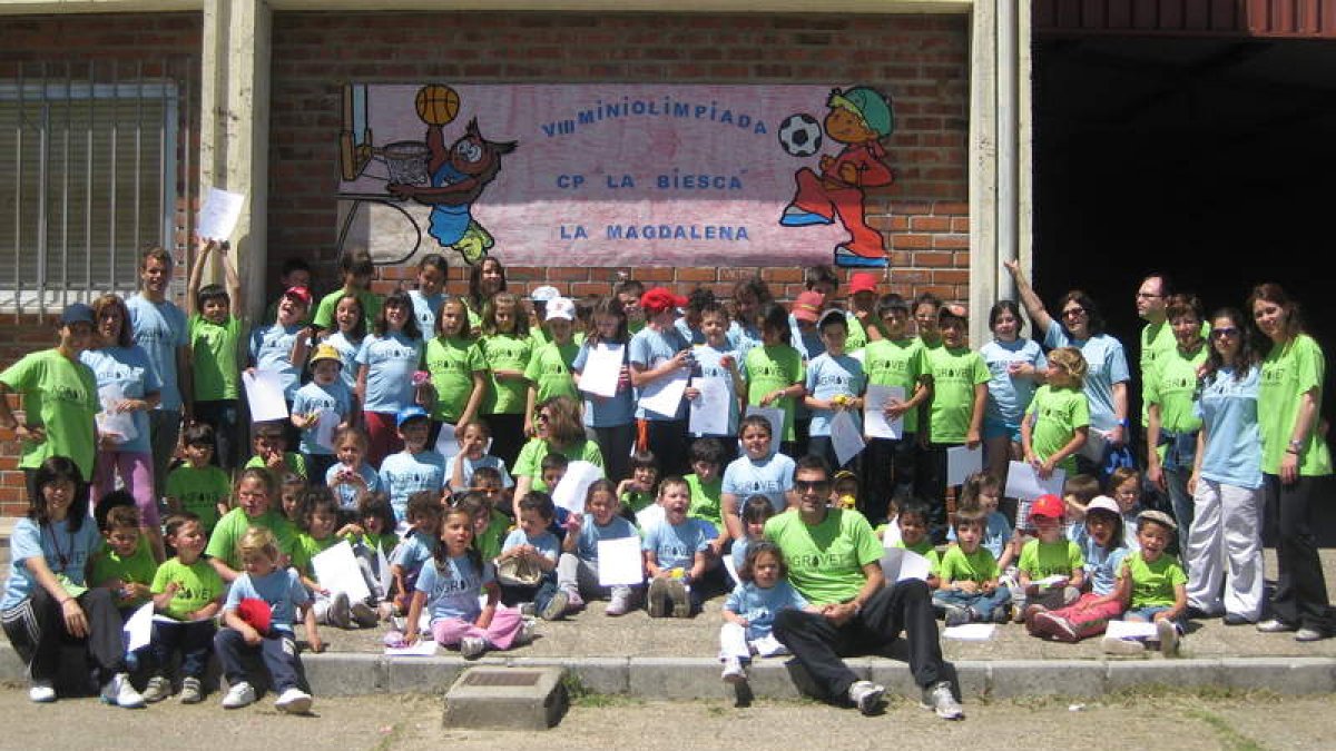 Los deportistas de La Biesca celebraron la miniolimpiada.