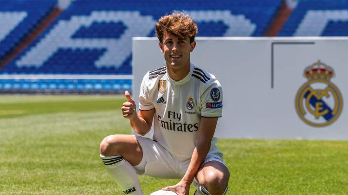 Álvaro Odriozola llega para reforzar el lateral derecho del Real Madrid. RODRIGO JIMÉNEZ