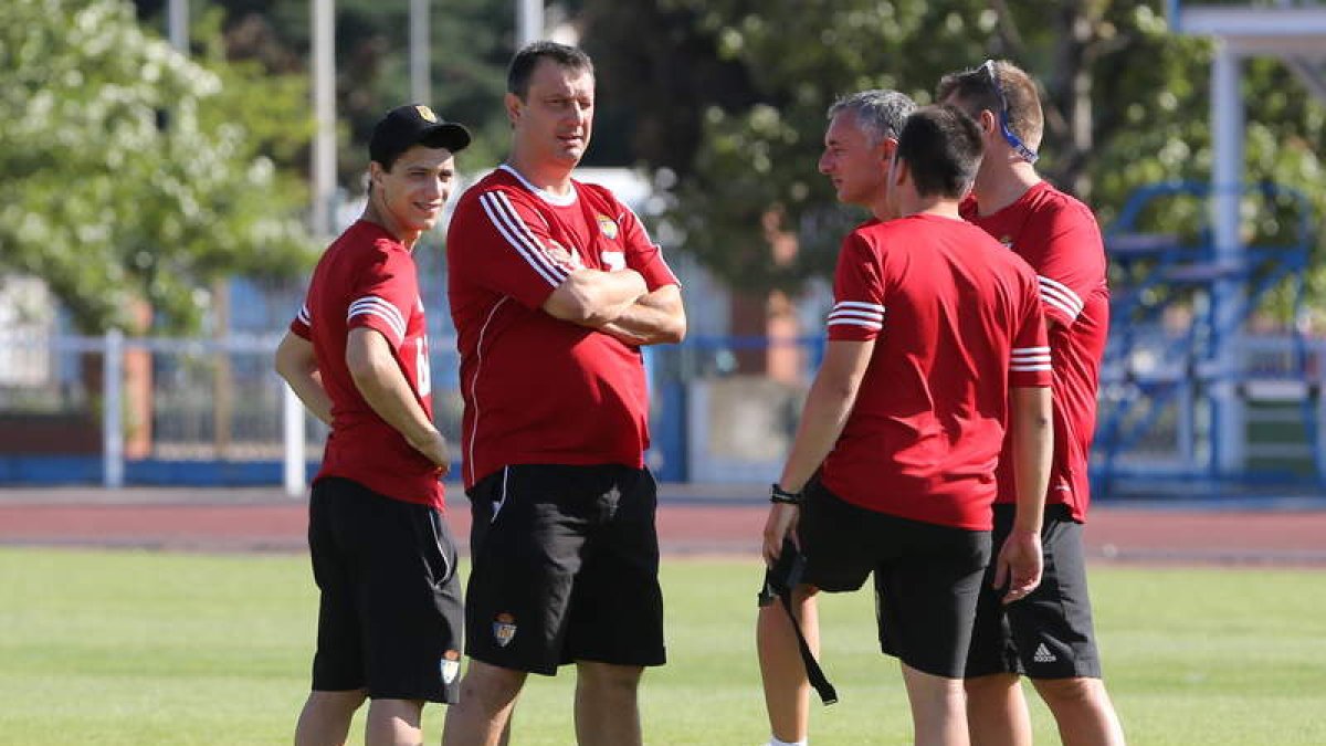 Manolo Díaz realizó una valoración positiva de la pretemporada una vez concluída la misma.