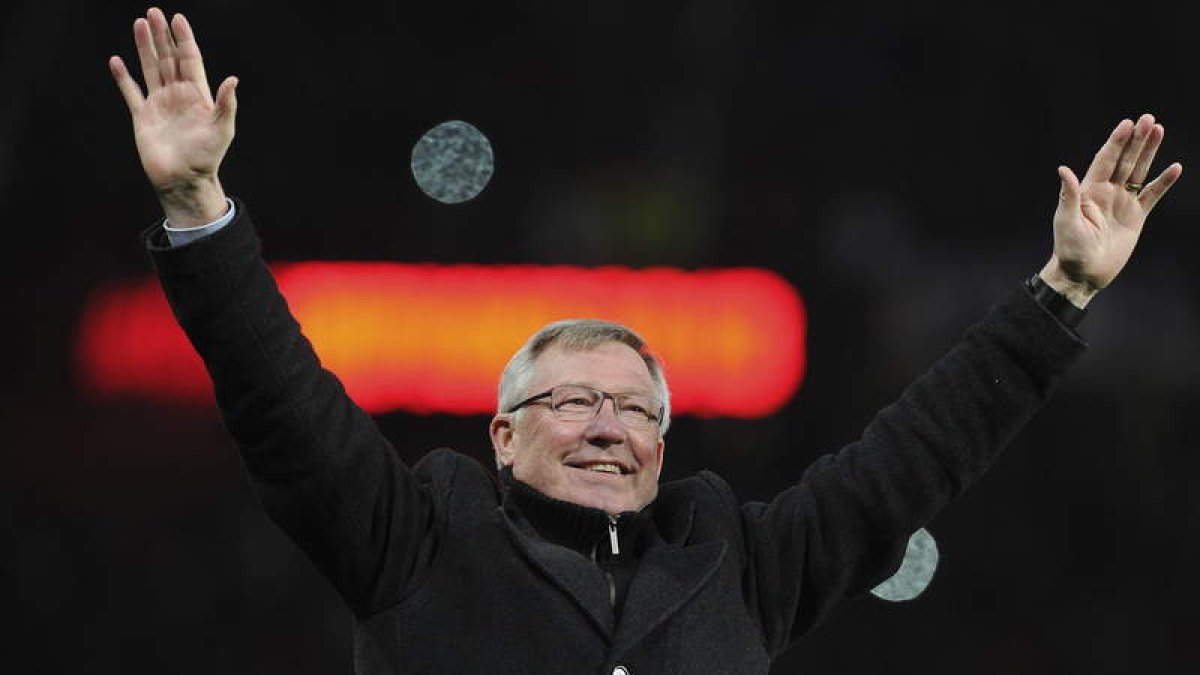 Sir Alex Ferguson, durante un partido contra el Aston Villa.